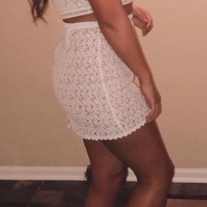 KENDAL AND KYLIE BODYCON SKIRT